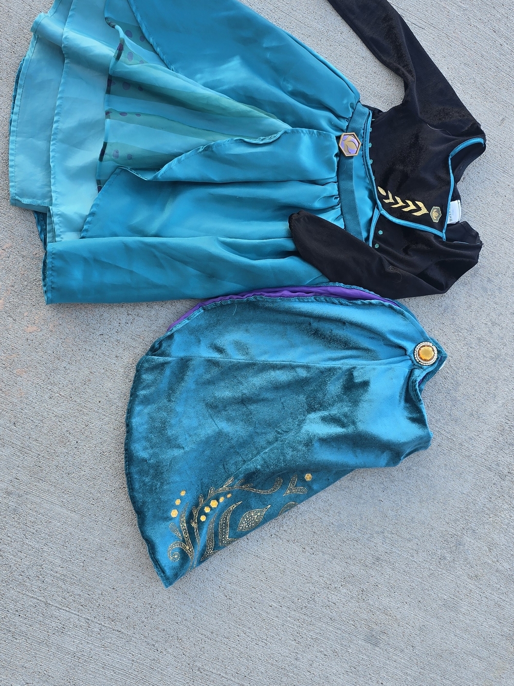 Disney Frozen II Black and Teal Costume Dress